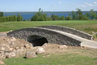 Limestone stonework in the grounds at Cobble Beach Golf Links