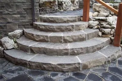 Coursed limestone stonework at E'Terra Inn & Eco-Lodge